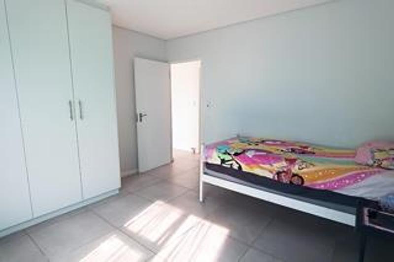 3 Bedroom Property for Sale in Peerless Park North Western Cape